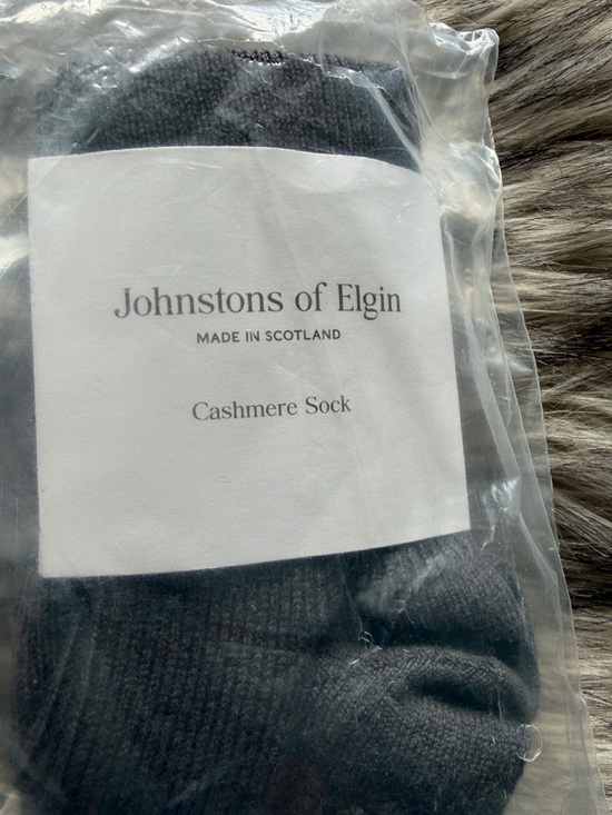 Johnstons of Elgin Accessories - NWT Johnston of Elgin gray cashmere socks